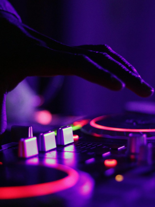 Firmenevent DJ Komplettservice auf Anfrage